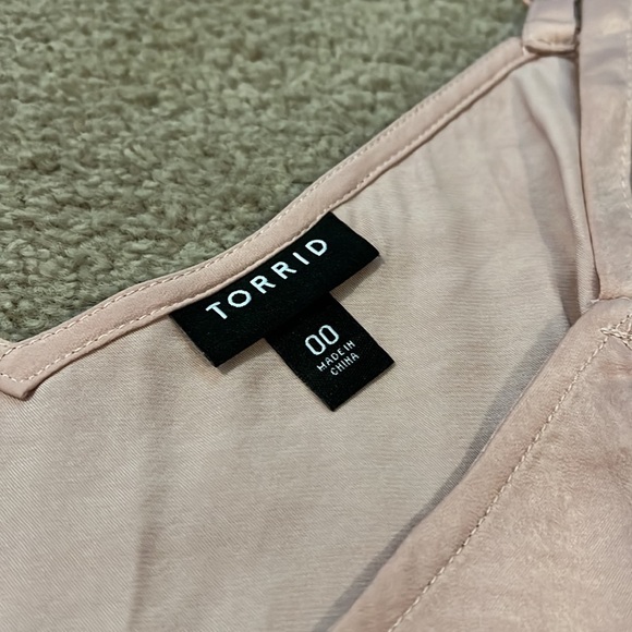 Torrid Top - Picture 3 of 4